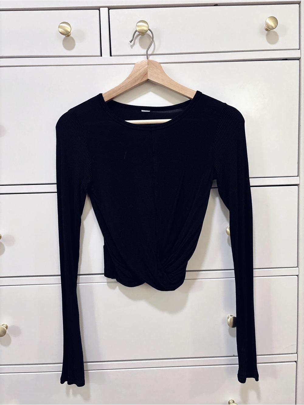 Alo Yoga Long Sleeve Cover Top (Black, XS)